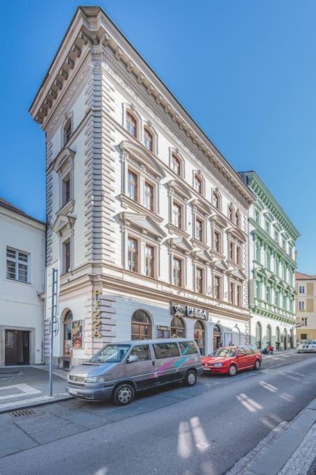 Carolina'S Romantic Apartment Hradec Králové Exteriér fotografie